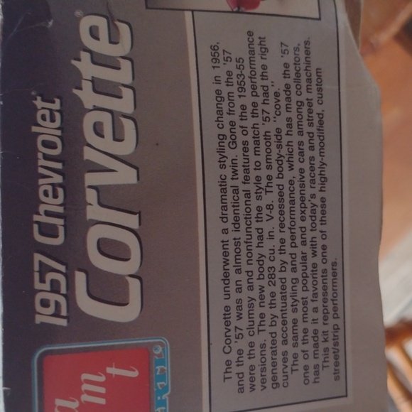 Corvette Gasser Model Kit - Pink NWT - Picture 4 of 7